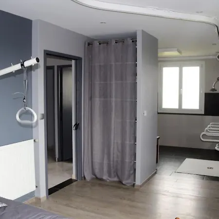 Maison Pmr Hoddice * Calmont (Aveyron)