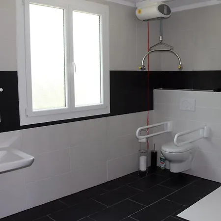 Maison Pmr Hoddice * Calmont