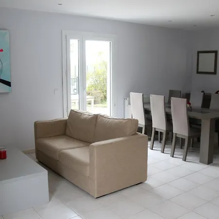 Maison Pmr Hoddice * Calmont (Aveyron)