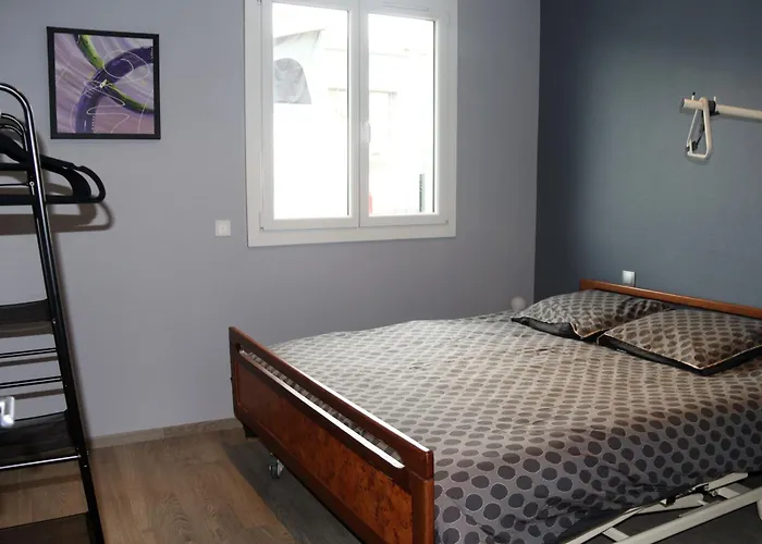 Dom wakacyjny Maison Pmr Hoddice *